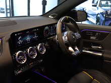 Mercedes-Benz GLA GLA45 AMG S - U12981