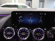 Mercedes-Benz GLA GLA200d AMG Line Night Edition - U12986
