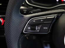 Audi S4 TDI V6 Black Edition - U12991