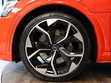 Audi e-tron S  - U13006