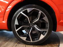 Audi e-tron S  - U13006