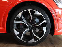 Audi e-tron S  - U13006