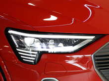 Audi e-tron S  - U13006
