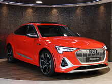 Audi e-tron S  - U13006