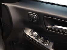 Ford Kuga Duratec Vignale - U13020