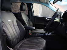 Ford Kuga Duratec Vignale - U13020