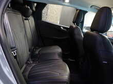 Ford Kuga Duratec Vignale - U13020