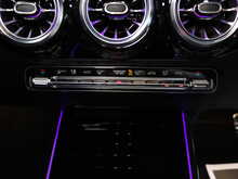 Mercedes-Benz GLA GLA200d AMG Line Night Edition - U13022