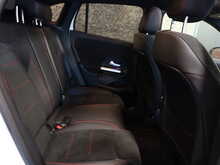 Mercedes-Benz GLA GLA200d AMG Line Night Edition - U13022