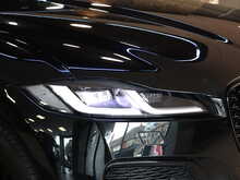 Jaguar F-PACE D300 MHEV R-Dynamic SE - U13023