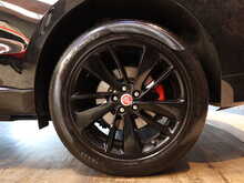 Jaguar F-PACE D300 MHEV R-Dynamic SE - U13023