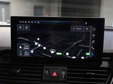Audi Q5 TFSI Edition 1 - U13024