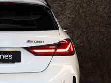 BMW 1 Series M135i - U13025