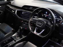 Audi RS Q3 TFSI Audi Sport Edition - U13033