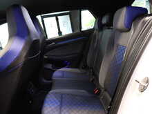 Volkswagen Golf TSI R - U13045