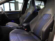 Volkswagen Golf TSI R - U13045