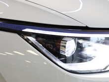 Volkswagen Golf TSI R - U13045