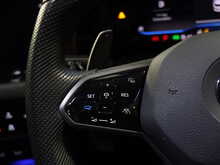 Volkswagen Golf TSI R - U13045