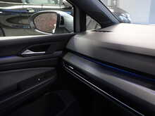 Volkswagen Golf TSI R - U13045