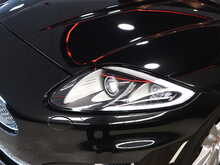 Jaguar XK V8 Signature - U13052
