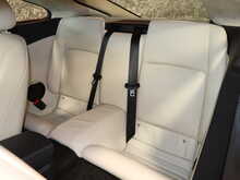 Jaguar XK V8 Signature - U13052