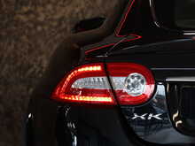 Jaguar XK V8 Signature - U13052
