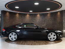 Jaguar XK V8 Signature - U13052