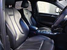 Audi RS3 TFSI - U13055