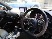 Audi RS3 TFSI - U13055