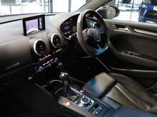 Audi RS3 TFSI - U13055