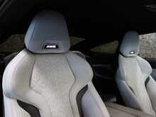 BMW M8 i V8 Competition - U13061