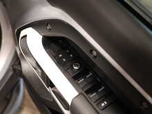 Land Rover Defender 110 SD4 HSE - U13065