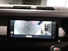 Land Rover Defender 110 SD4 HSE - U13065