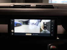 Land Rover Defender 110 SD4 HSE - U13065