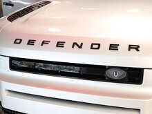 Land Rover Defender 110 SD4 HSE - U13065