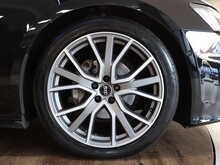 Audi A6 Avant TFSI Black Edition - U13067