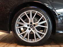 Audi A6 Avant TFSI Black Edition - U13067