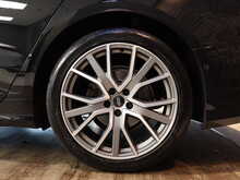 Audi A6 Avant TFSI Black Edition - U13067