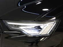 Audi A6 Avant TFSI Black Edition - U13067