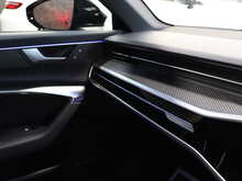 Audi A6 Avant TFSI Black Edition - U13067