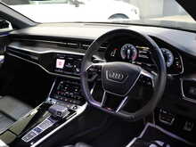 Audi A6 Avant TFSI Black Edition - U13067