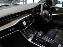 Audi A6 Avant TFSI Black Edition - U13067