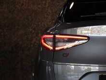 Alfa Romeo Stelvio V6 Bi-Turbo Quadrifoglio - U13069