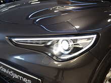 Alfa Romeo Stelvio V6 Bi-Turbo Quadrifoglio - U13069
