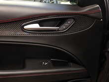 Alfa Romeo Stelvio V6 Bi-Turbo Quadrifoglio - U13069