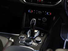 Alfa Romeo Stelvio V6 Bi-Turbo Quadrifoglio - U13069