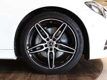 Mercedes-Benz E Class E220d AMG Line - U13078