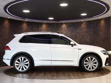 Volkswagen Tiguan TDI R-Line Tech - U13100