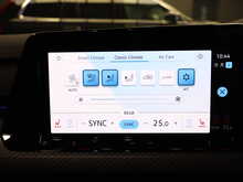 Volkswagen Golf TSI R - U13108