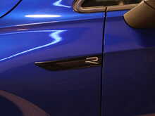Volkswagen Golf TSI R - U13108